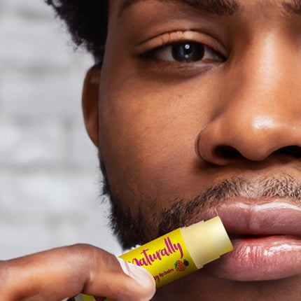 Balsam de buze Carmex Naturally Stick Berry, 23 g
