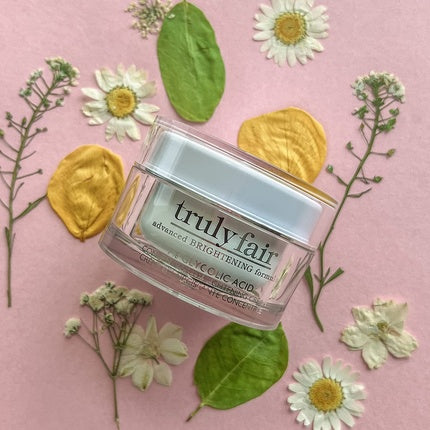 Cremă de față Truly Fair cu 7% Acid Glicolic, 50ml