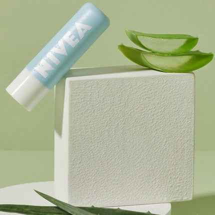 Balsam de buze Nivea Hydro Care cu unt de shea, 4.8g
