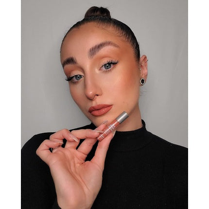 Ruj lichid mat theBalm Meet Matte Hughes 0.25 fl. oz.