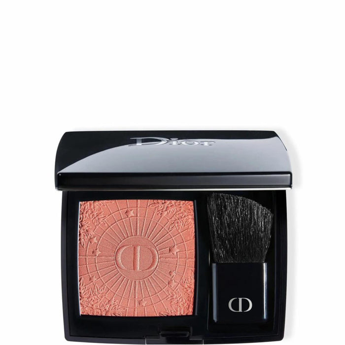 Fard de obraz compact Christian Dior Dior Rouge, nuanța 556 Coral cosmic, 4,5 g