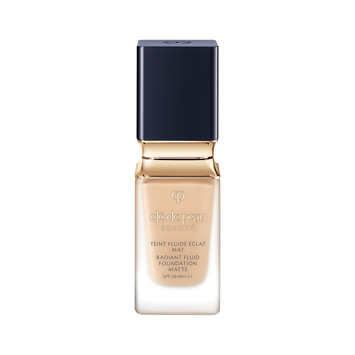 Fond de ten lichid Cle de Peau Beaute Radiant, mat, nuanța O10, SPF 25, 30 ml
