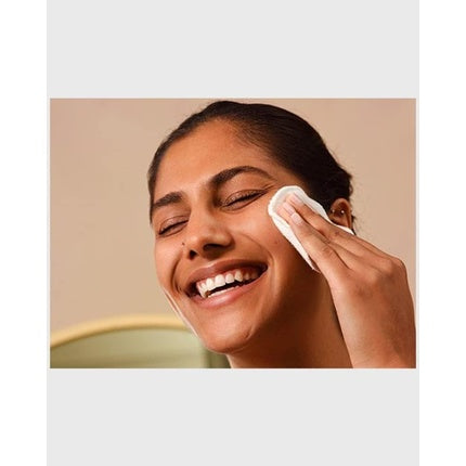 Tonico The Body Shop Vitamin C Glow Revealing Tonic cu Vitamina C și AHA, 150ml
