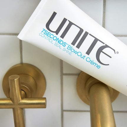 Cremă de styling Unite 7Seconds Blow Out, 207ml