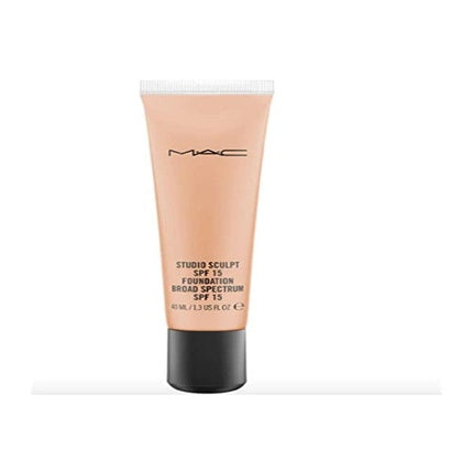 Fond de ten MAC Studio Sculpt SPF 15, NW35, 40ml