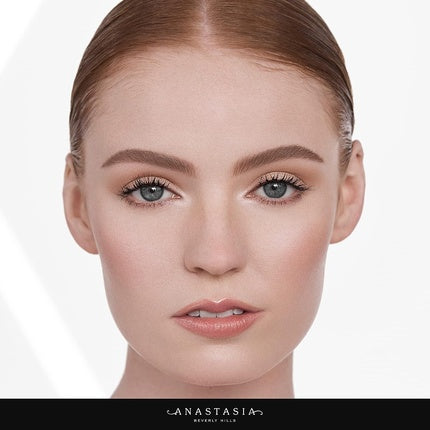 Gel sprâncene Anastasia Beverly Hills Dipbrow Medium Brown