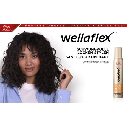 Wellaflex Curls & Waves Mousse pentru femei 200ml