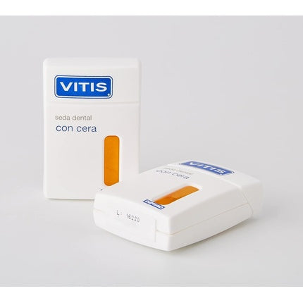 Ață dentară Vitis Waxed Dental Floss 2x50m