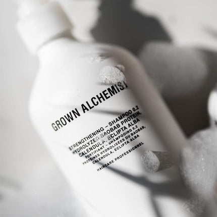 Șampon Grown Alchemist, proteine baobab, 500mL