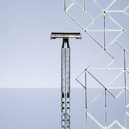 Rasor Safety Wilkinson Sword din otel inoxidabil cu capace de ras dubla lama