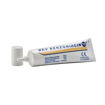 Cremă Rev Benzoniacin 10, Rev Pharma, pentru ten cu acnee, ambalaj tub alb