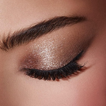 Fond de ochi mousse Kiko Milano Lasting Mousse Eyeshadow 05 Dark, maro cu efect metalic