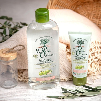 Exfoliant facial, Le Petit Olivier, 75ml, cu pudră de sâmburi de măsline
