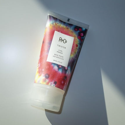 Primer pentru bucle R+Co Twister Curl, 5 Fl Oz
