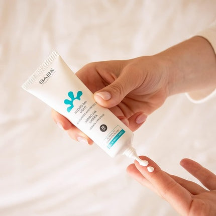 Emulsie Hidratantă Babé SPF 20 50ml Alb