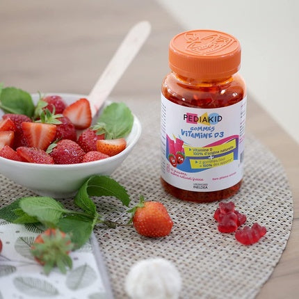 Gume cu Vitamina D3, Pediakid, 60 buc, căpșuni