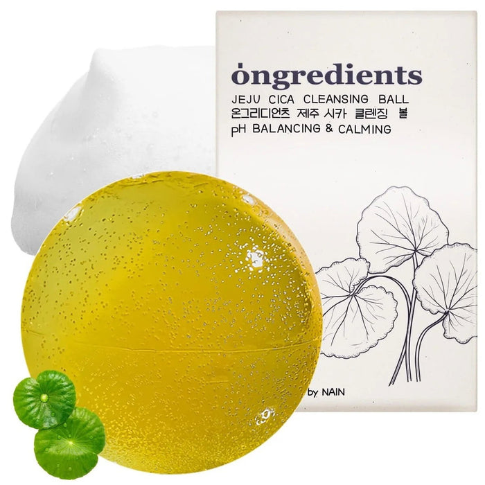 Săpun de curățare facială Ongredients Jeju Cica Cleansing Ball, echilibrant și calmant, 110 g