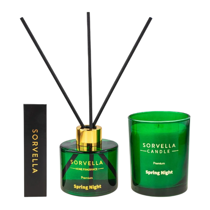 Set lumânare parfumată Sorvella Spring Night + difuzor cu bețișoare, aromă florală și lemnoasă, 170 g + 120 ml